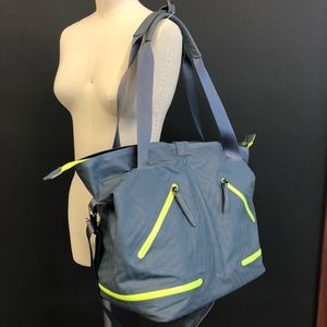 Nike Gym Tote Bag - Like New!
